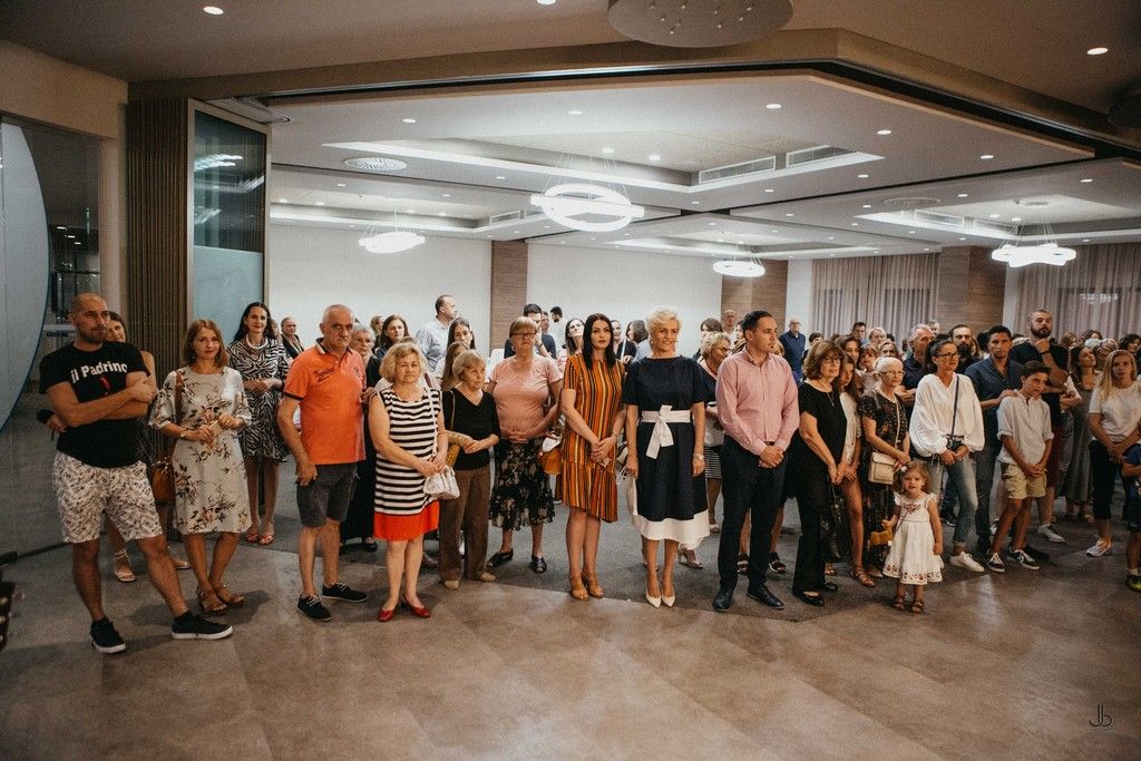 Ljubuški, Živi i stvara u Ljubuškom