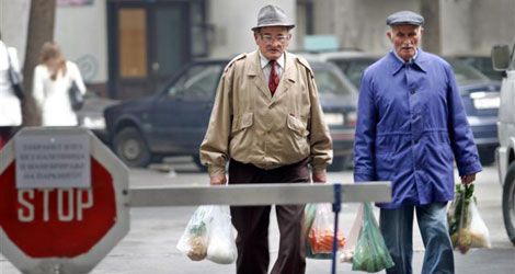 Zavod mirovinsko-invalidsko osiguranje, Vlada, reforma, mirovinski sustav