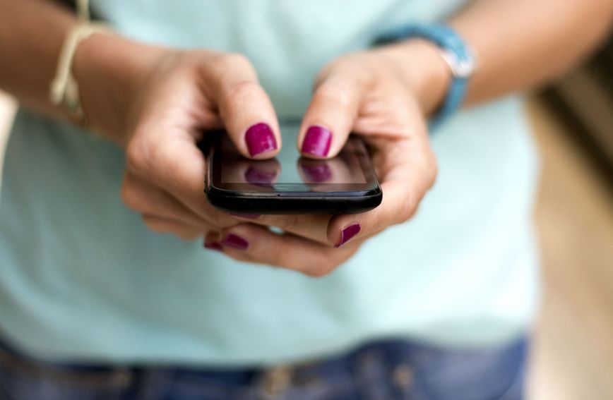 dopisivanje , veza, sms poruke