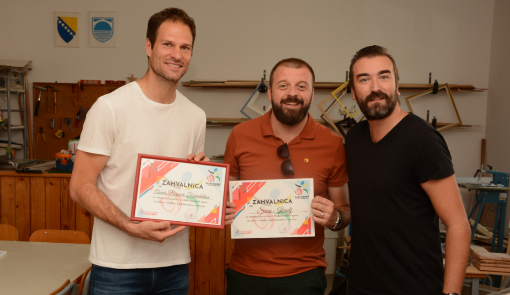 Asmir Begović, Mostar, Centar Los Rosales