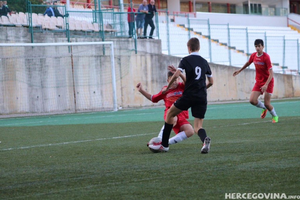 Stadion HŠK Zrinjski, HNK Stolac, pioniri