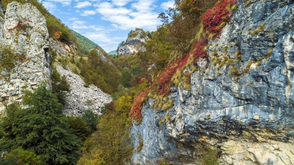 Kaknj, rijeka Zgošća