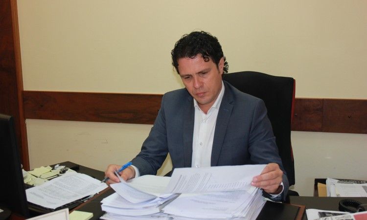 udžbenici, vlada ŽZH