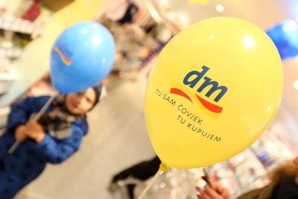 dm, poslodavci