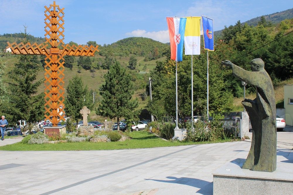 HVO, uzdol, zločin armije , Zločin, Armija RBiH, uzdol, K. Perić