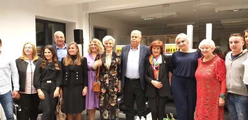 tribina, javna tribina