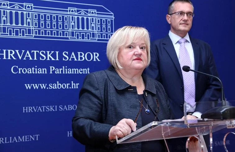 anka mrak taritaš, vjeronauk