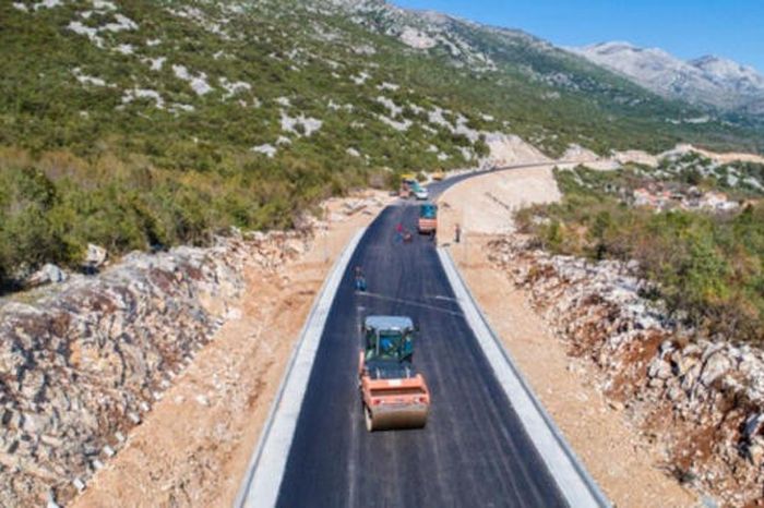 cesta neum - stolac, tunel Oštrovac