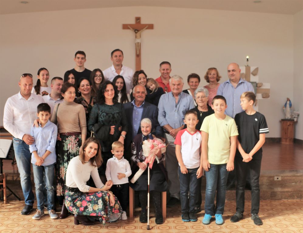 100 godina, baka Mara, rođendan