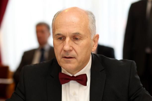 Valentin Inzko, Valentin Inzko, un, Valentin Inzko, pic, migranti, izbori u Mostaru