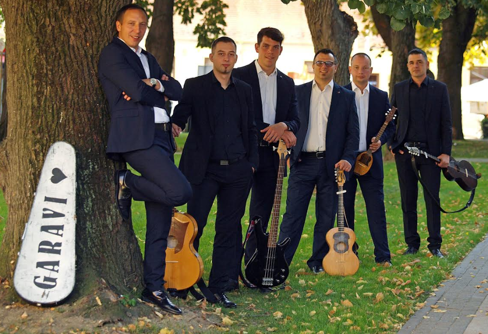 Slavonci , Toše Proeski