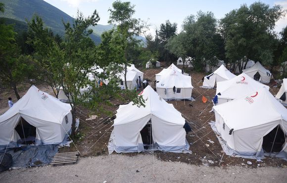 crveni križ, Bihać, migranti, Šuhret Fazlić