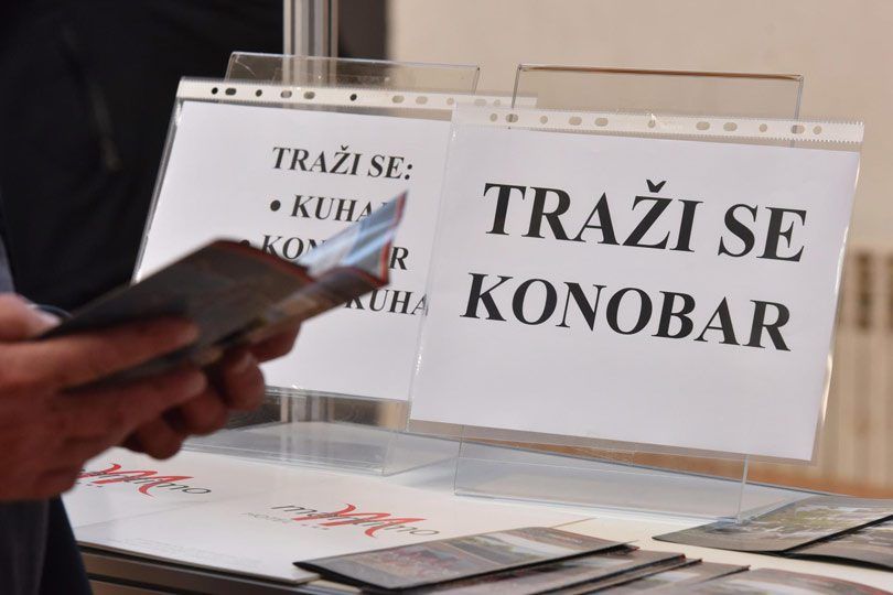 pad domaće radne snage, radnici, turistički radnici, sezonski radnici, turizam, Dalmacija, sezonski radnici, sezonski radnici, turistička sezona, Dalmacija, radnici, plaća, turistička sezona, ugostitelji, sezonski radnici, plaće, turistička sezona,