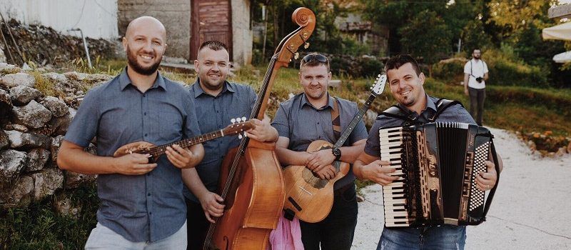 Mokarski tamburaši, S tobom