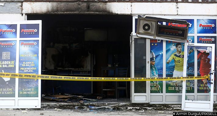 požar, Premier kladionica