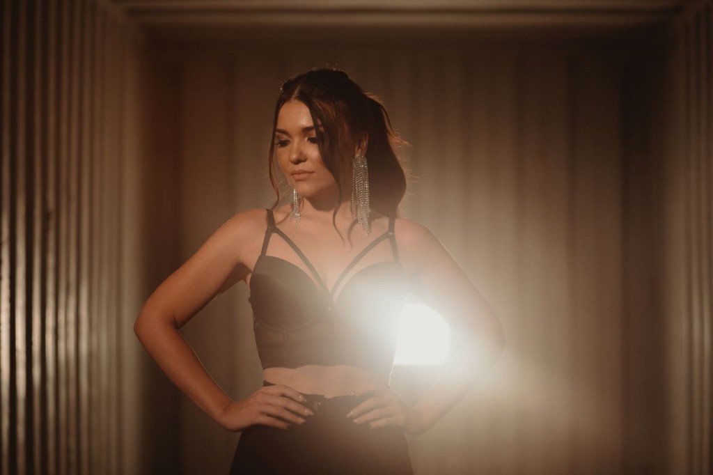 Andrea Granat, autorica, pjevačica