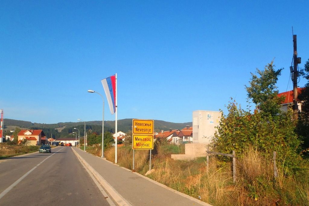 Nevesinje nakon potresa, ankete