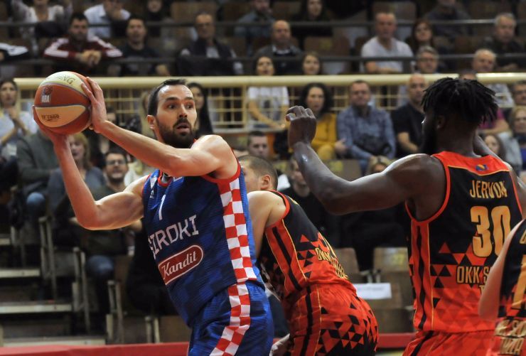 HKK Široki, kk Sloboda