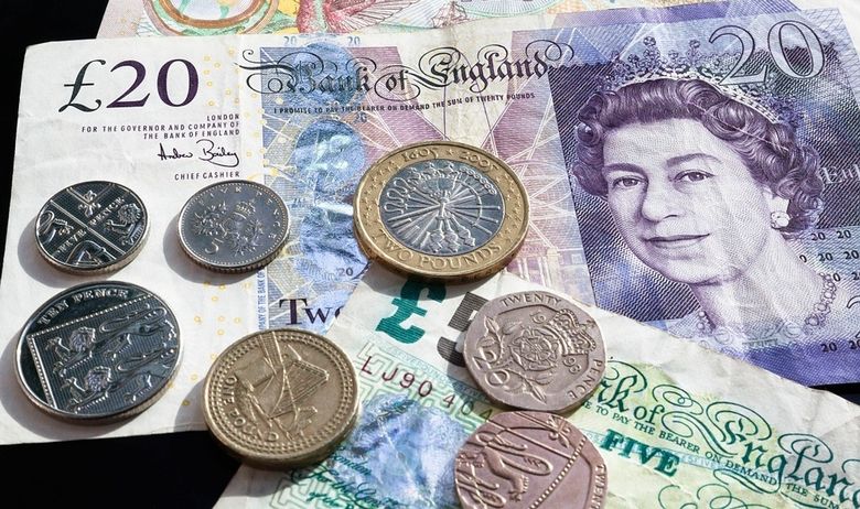 Misteriozni dobrotvor u Velikoj Britaniji ostavlja novac na ulici