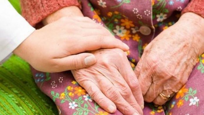 pomoć za starije i nemoćne