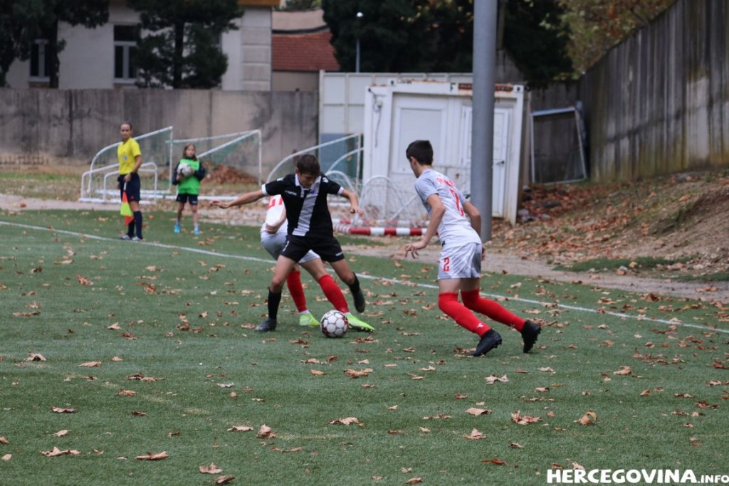 HŠK Zrinjski pioniri, Stadion HŠK Zrinjski, FK Velež