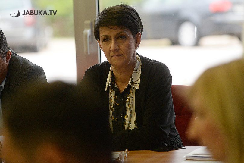 ministrica ružica mikulić, Naklada alfa