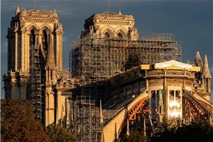 obnova pariške katedrale