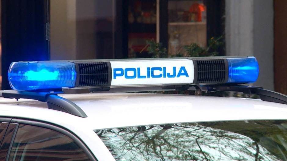 nabavka oružja, mup, crna kronika, ubojstvo, Vukovar, mrtva žena, kladionica, pokušaj pljačke, lagao , policija, kockanje, pijani vozač, pljačka, kladionice, migranti, napadnuta, Konjic