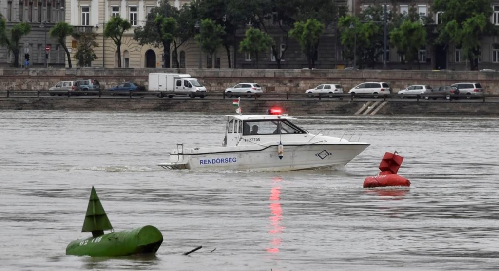 Mađarska, kapetan , kruzer