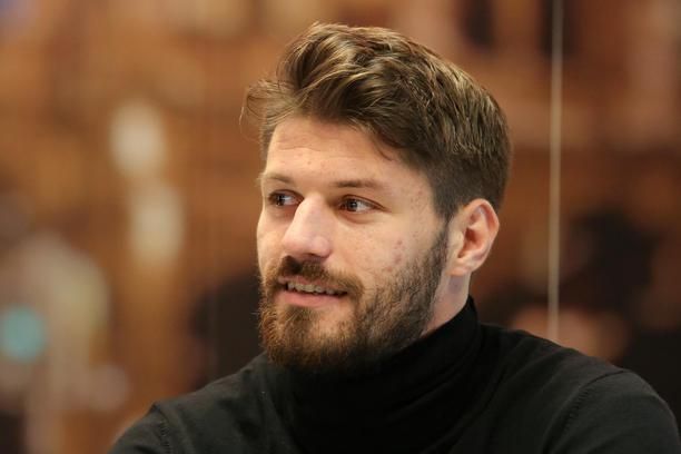 bruno petković, Donna Vekić, bruno petković, vjera, branitelji