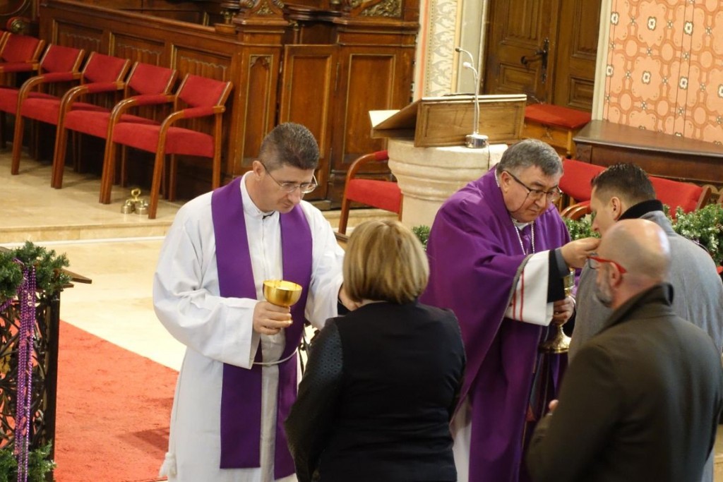 duhovna obnova, Kardinal Vinko Puljić, političari