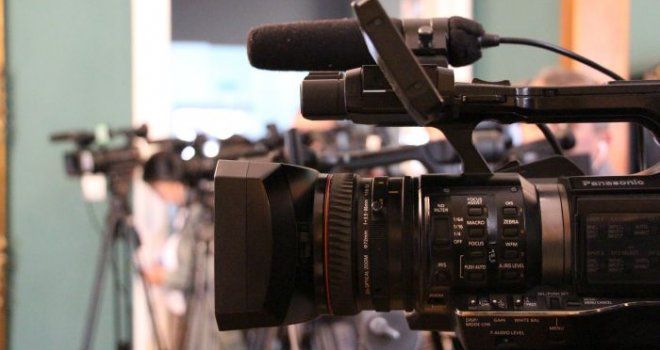 napad na novinare, Hayat TV, napadnut kamerman