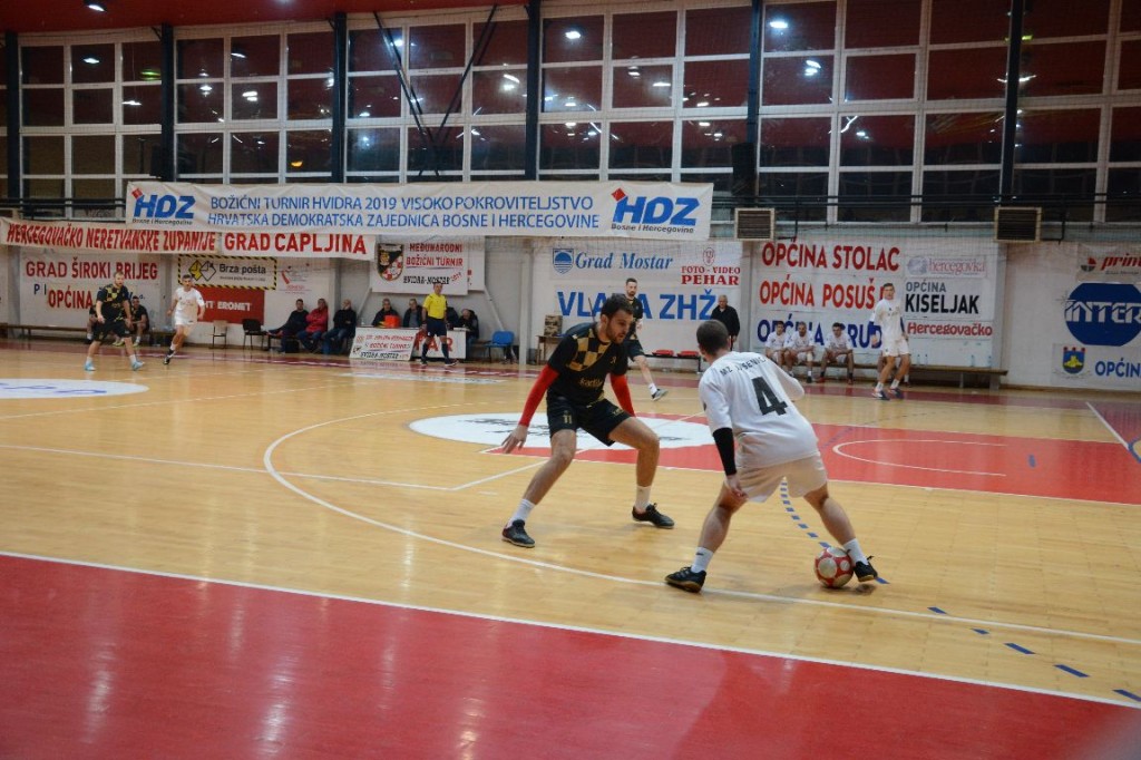 Božićni turnir, Mirko Marić, josip suton, HVIDRA, Božićni turnir, HVIDRA, vaske benz, karliko 