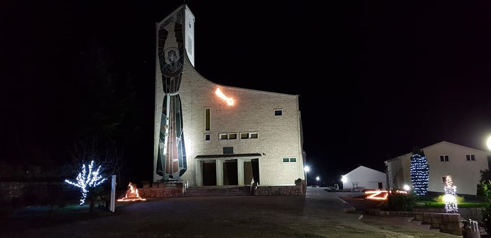 Kočerin, crkva, Božić, Badnja večer 