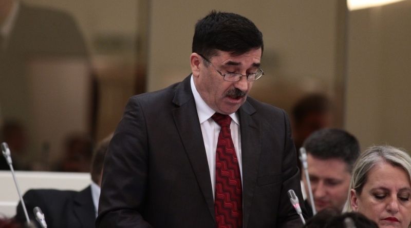 Nikola Lovrenović , HDZ, tunel, hrvatski jezik