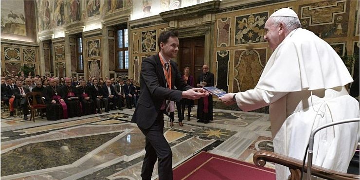 Papa Franjo o životu i vjeri, govor mladima, socijalni nauk Crkve, potreba vjere