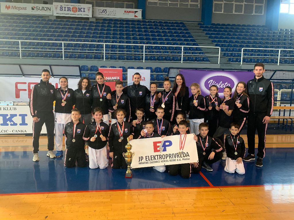 karate klub široki brijeg, karate, medalje