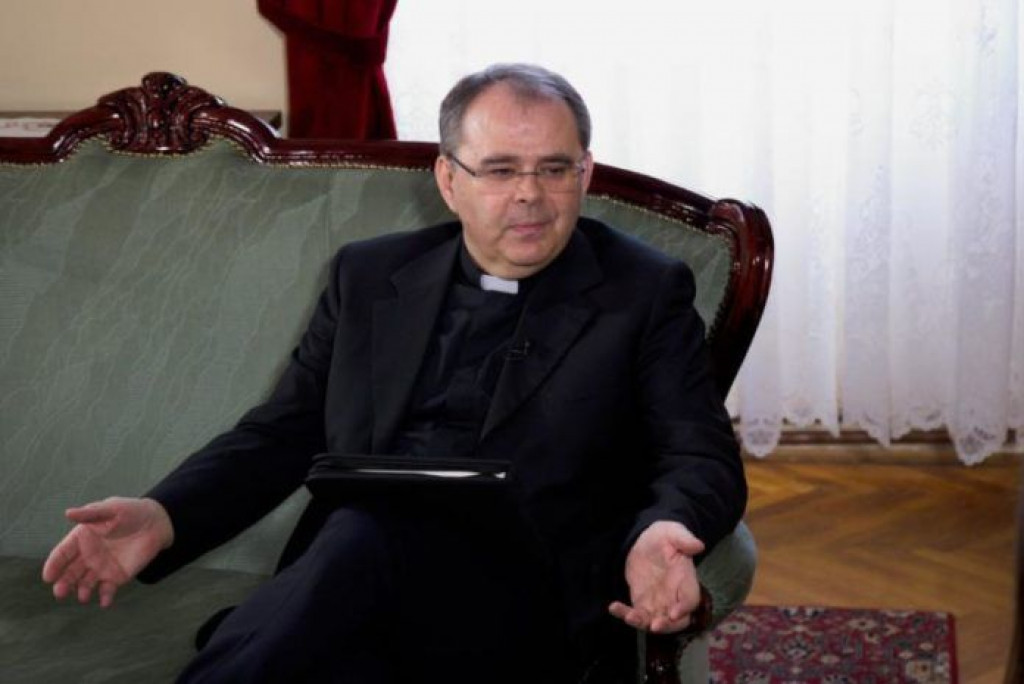 mons. Bože Radoš, caritas