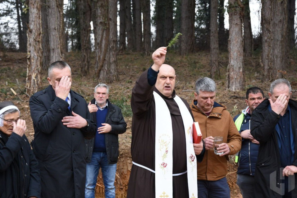 Čitluk, izgradnja, zgrada