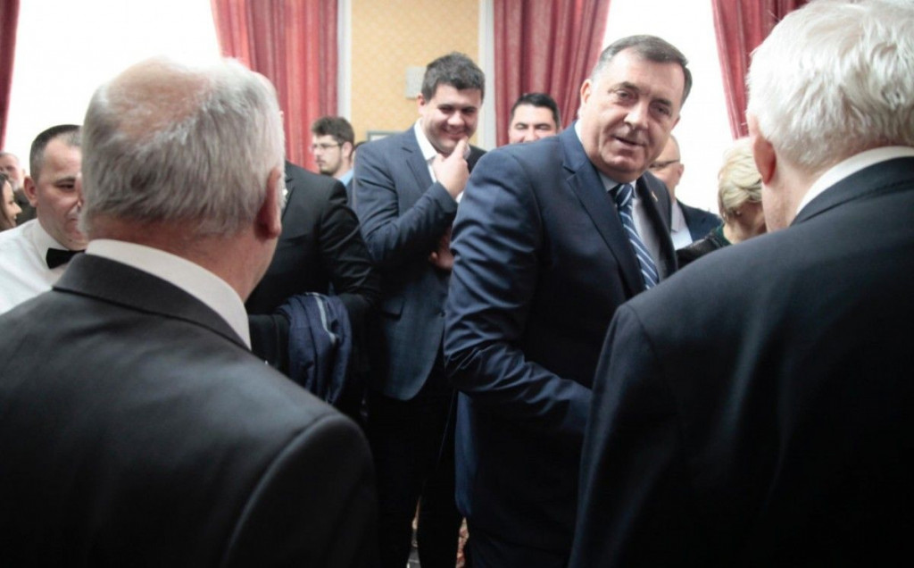 Dodik i Inzko