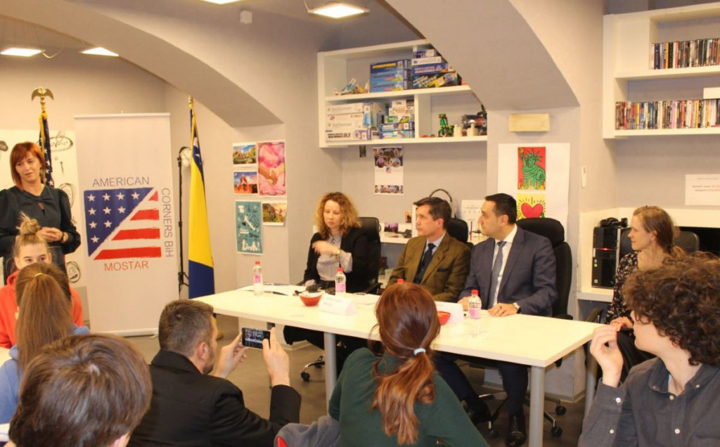 Eric Nelson u Američkom kutku