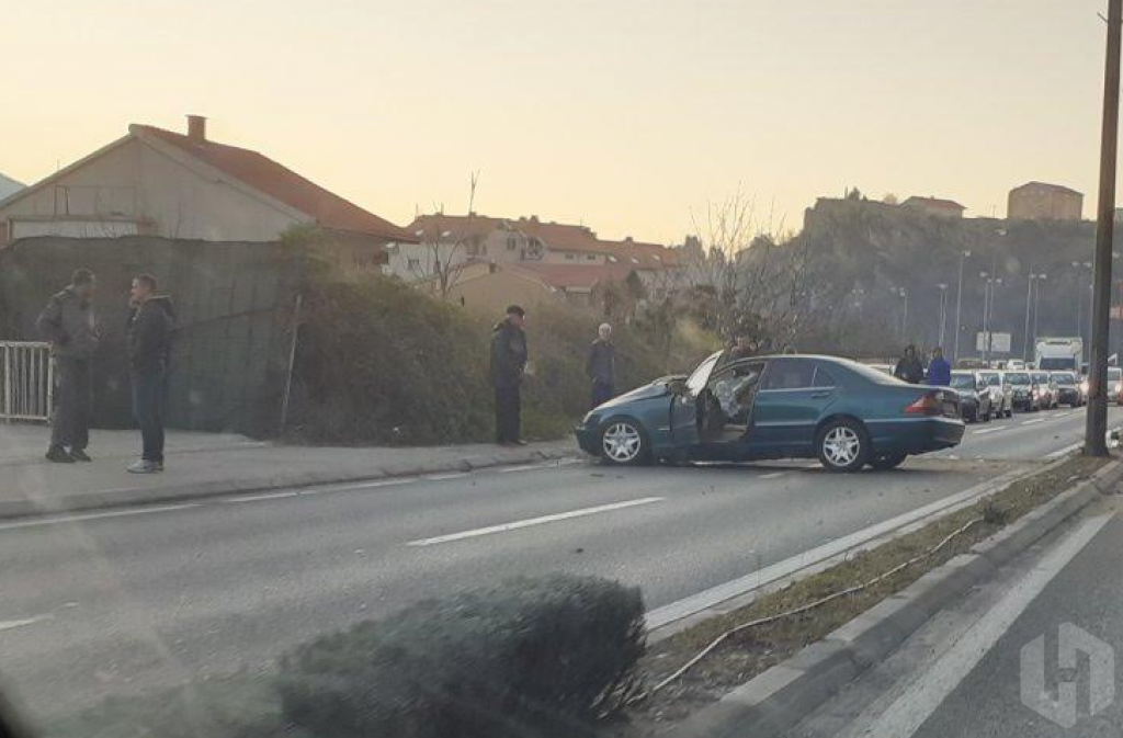 Prometna nesreća u Mahali