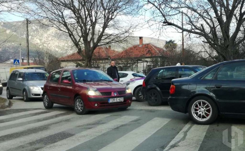 Prometna nesreća - Vukovarska, Mostar