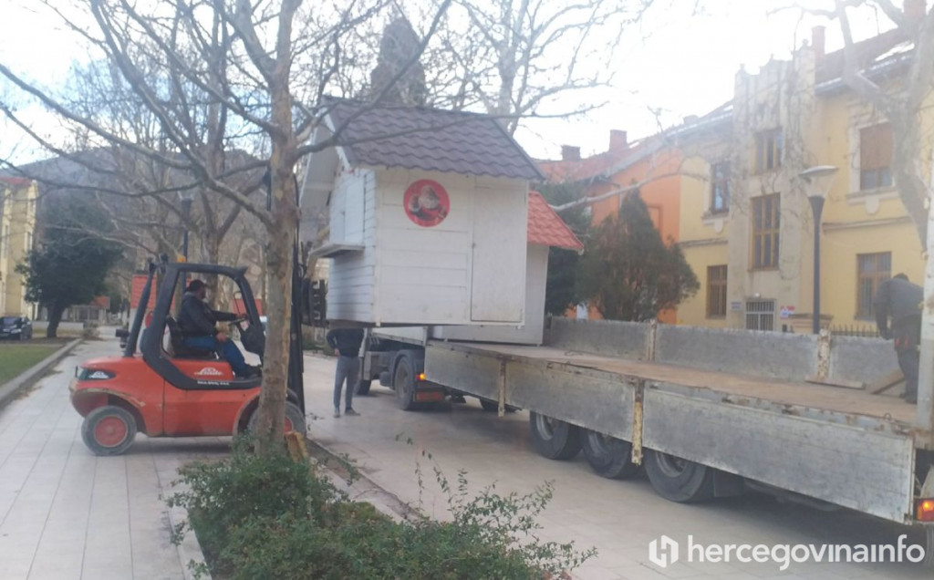 Odlazi "Zimski grad"