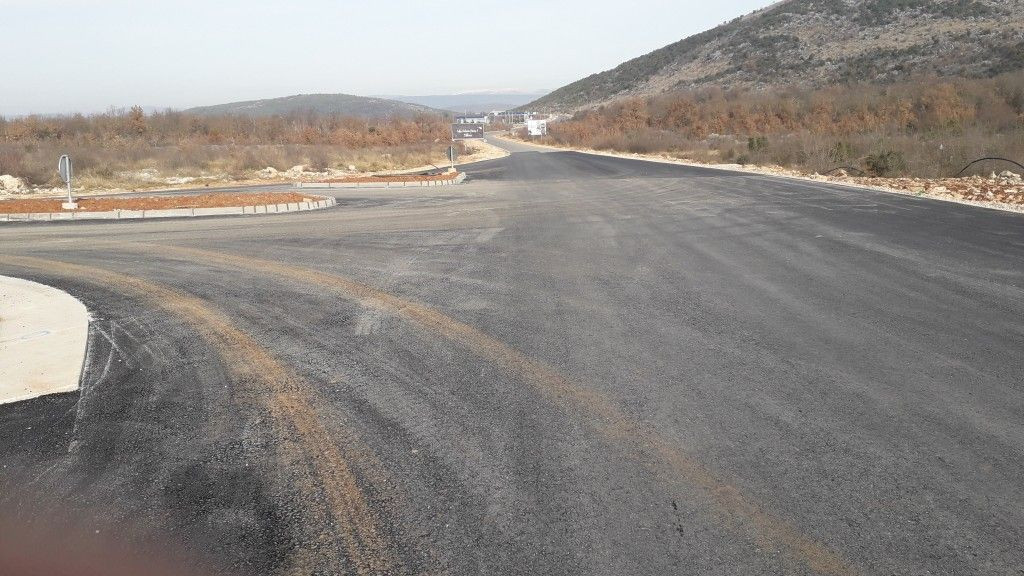 Zvirovići, autocesta, Bijača