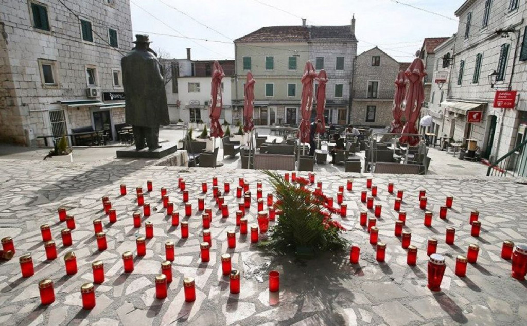 Imotski trg Tin Ujević