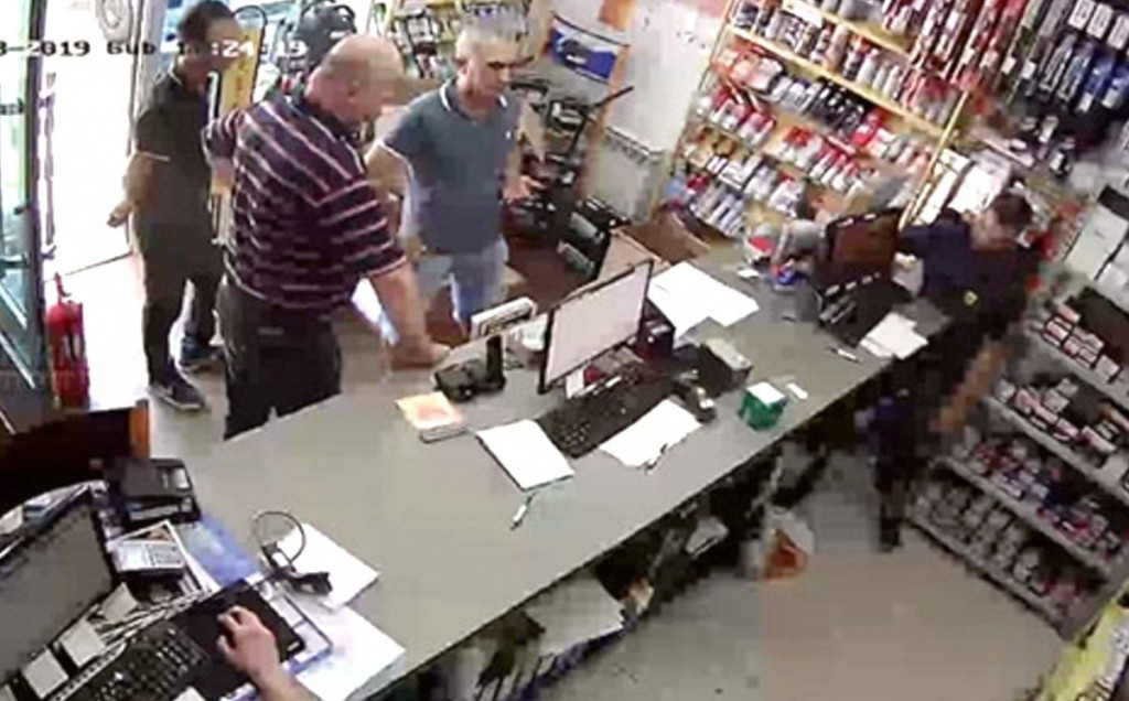 policija, pomoć, identifikacija