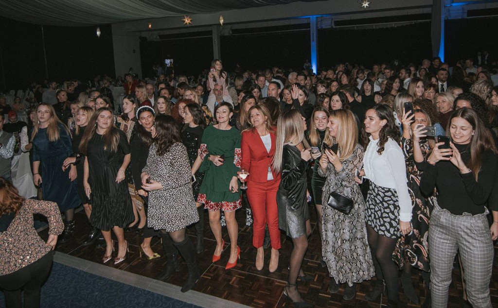 Širokobriješka večer