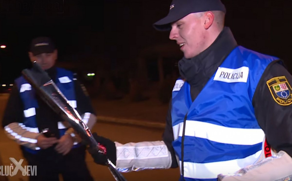 policija, ruže, Valentinovo