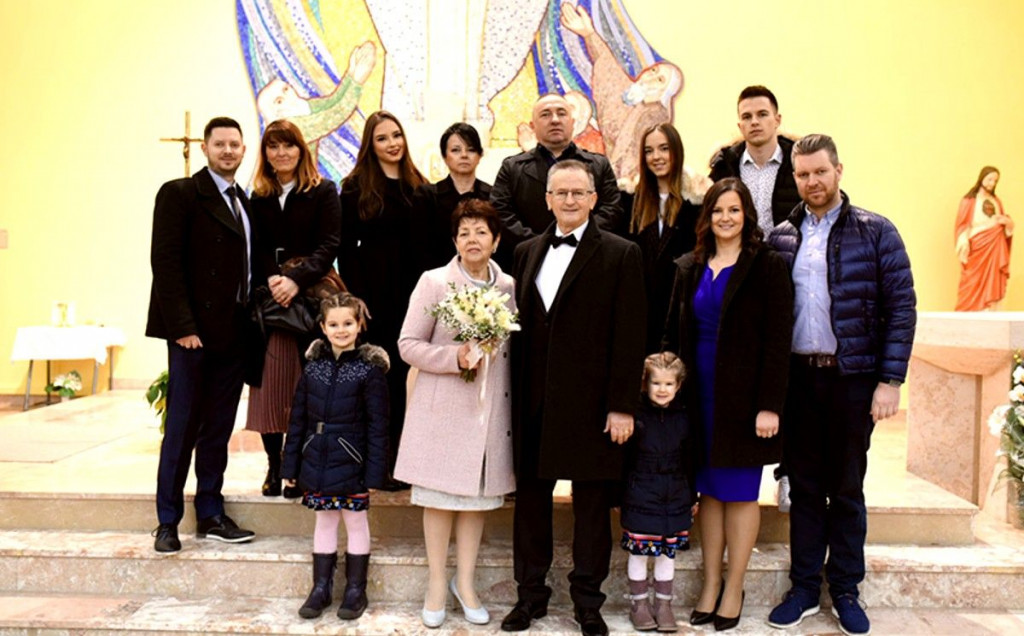 zlatni pir, Široki Brijeg, proslava